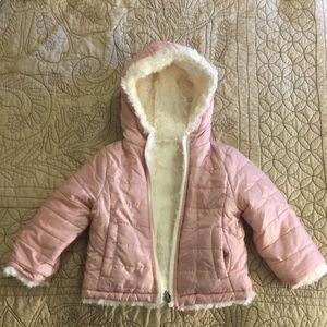 Reversible pink quilted and faux fur 12M coat